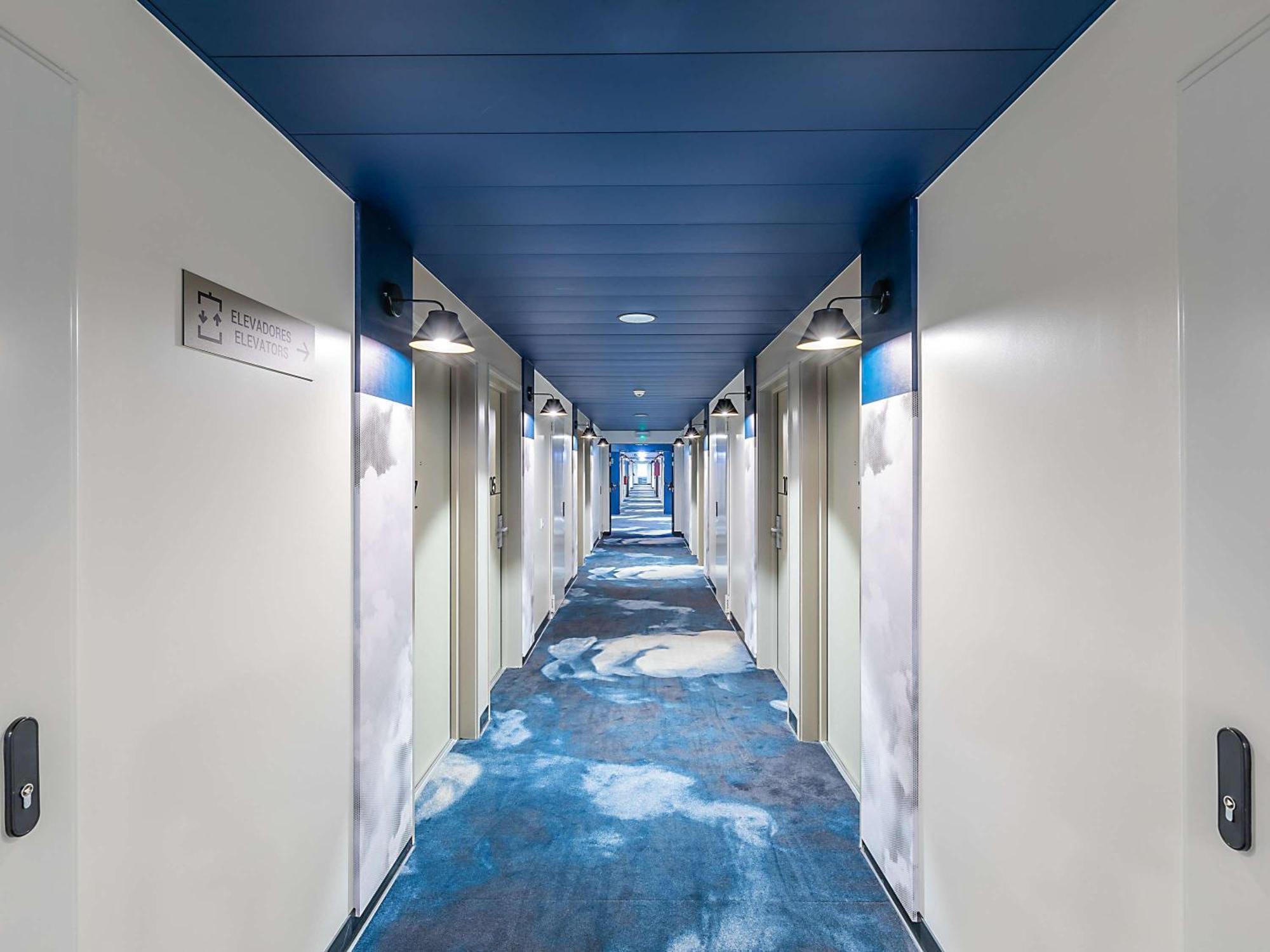Hotel Ibis Lisboa Alfragide Amadora Exteriör bild